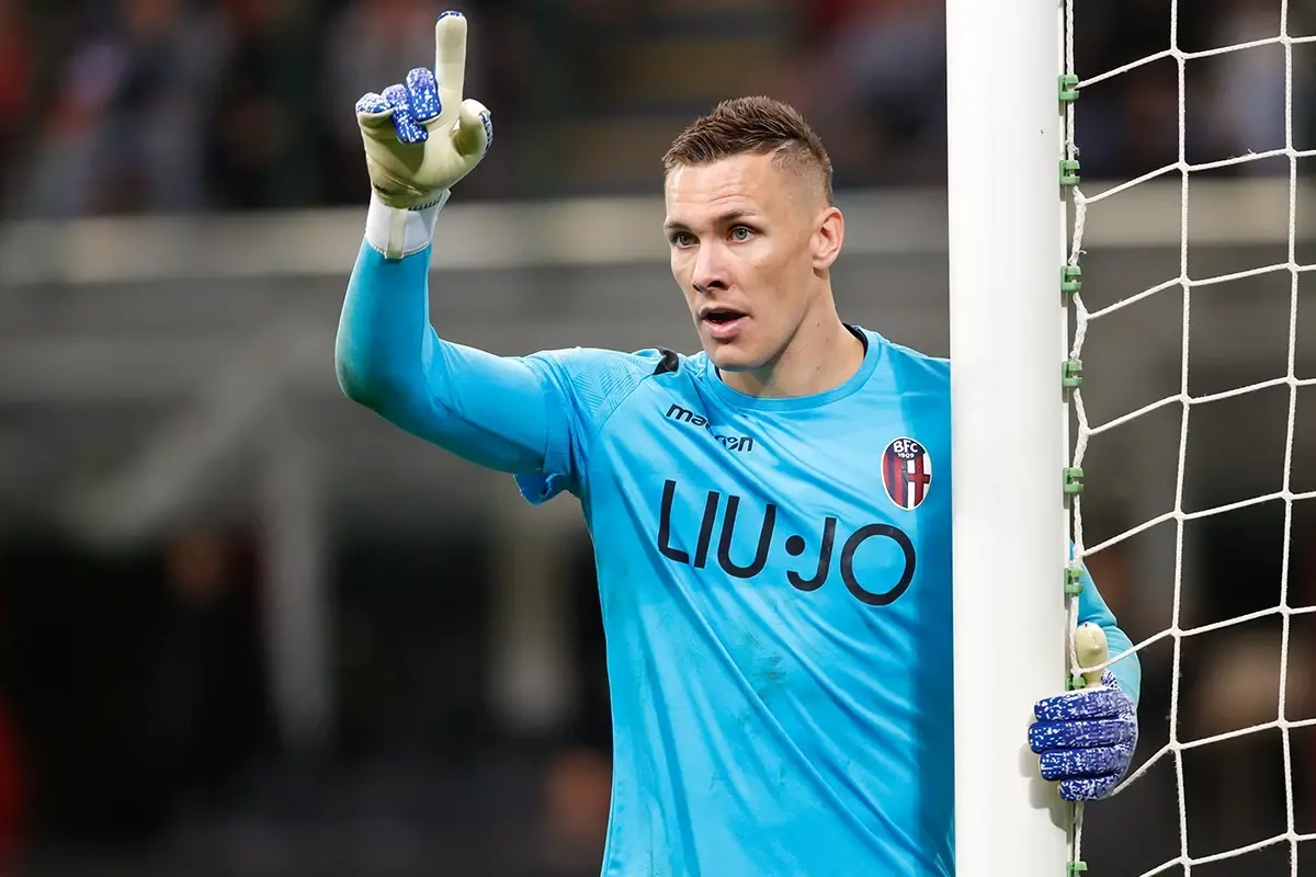 vincenzo-italiano-tlumaczy-taktyczne-zmiany-po-porazce-04-z-aston-villa-bolonia-odpadla-z-ligi-europy